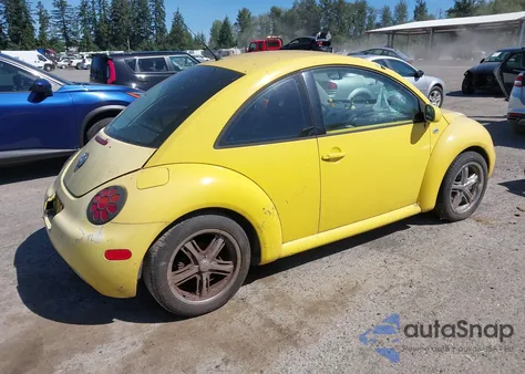 2002 Volkswagen New Beetle Gl z USA, uszkodzony, nr VIN 3VWBK21C62M428272